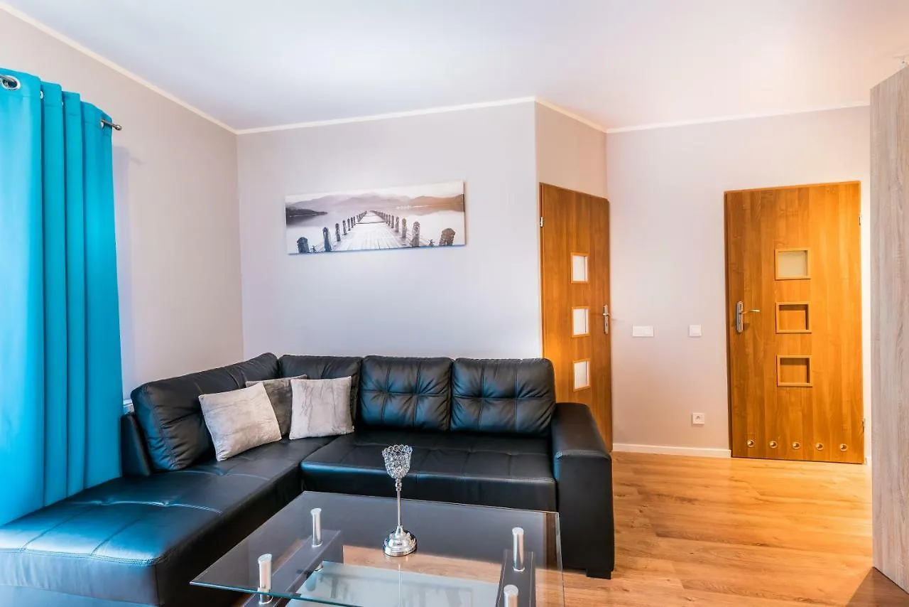 Apartament B&F Garbary Poznan Business & Family - Parking Apartment Poland